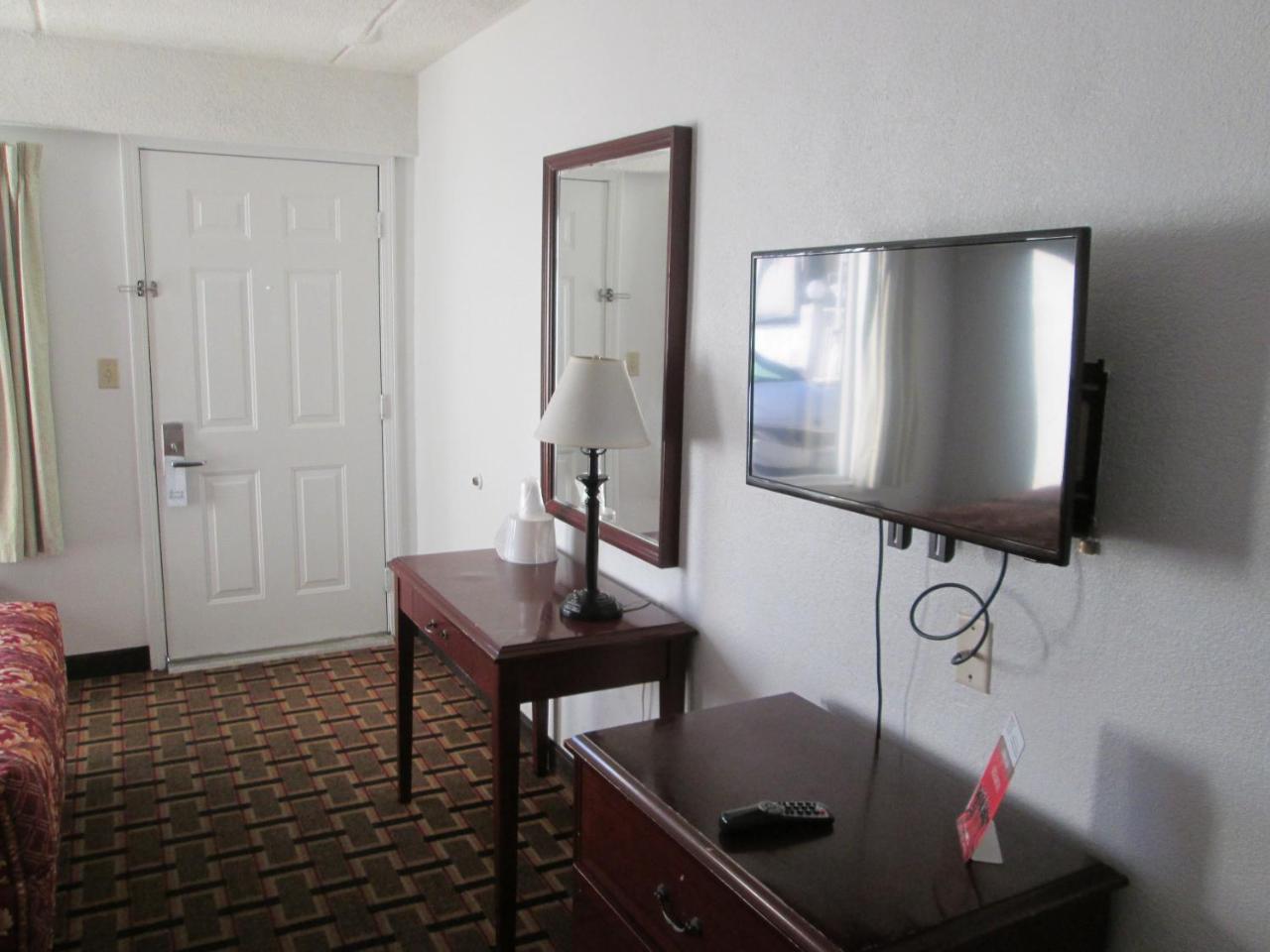 Budget Inn Коко Екстер'єр фото